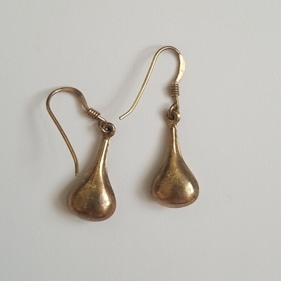 Gold Tone Teardrop Earrings - Picture 5 of 6